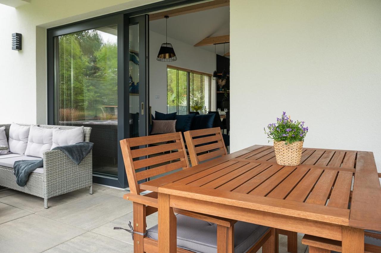 House Garden&Spa-Dom Nad Morzem Z Sauna I Jacuzzy Odargowo Exterior photo
